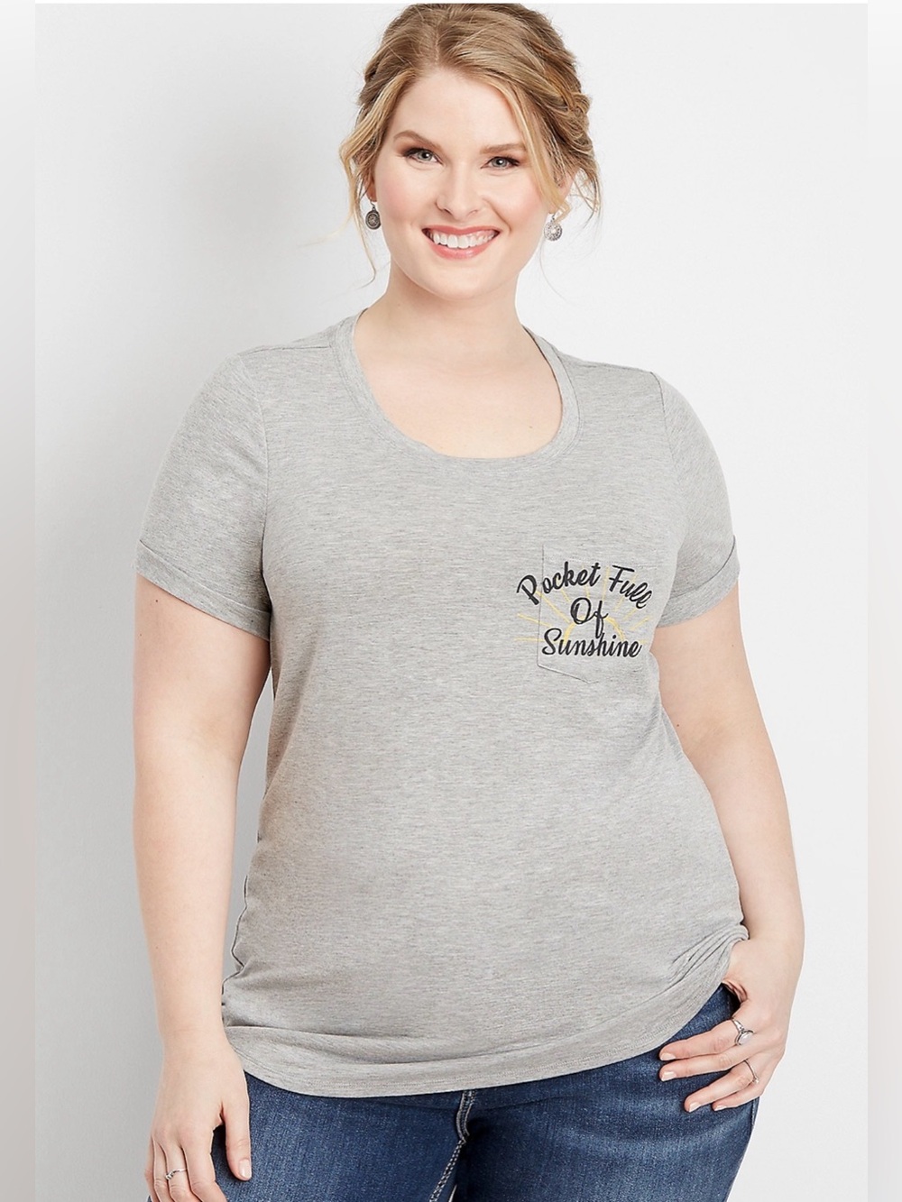 Maurice’s Pocket Full of Sunshine Gray Scoop Neck Women’s Tee